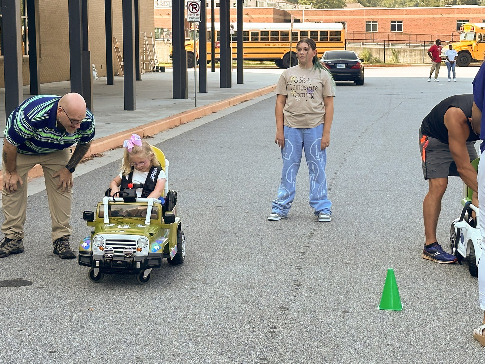 East%20Cobb%20students%20give%20away%20modified%20cars%20to%20young%20learners-19.jpg