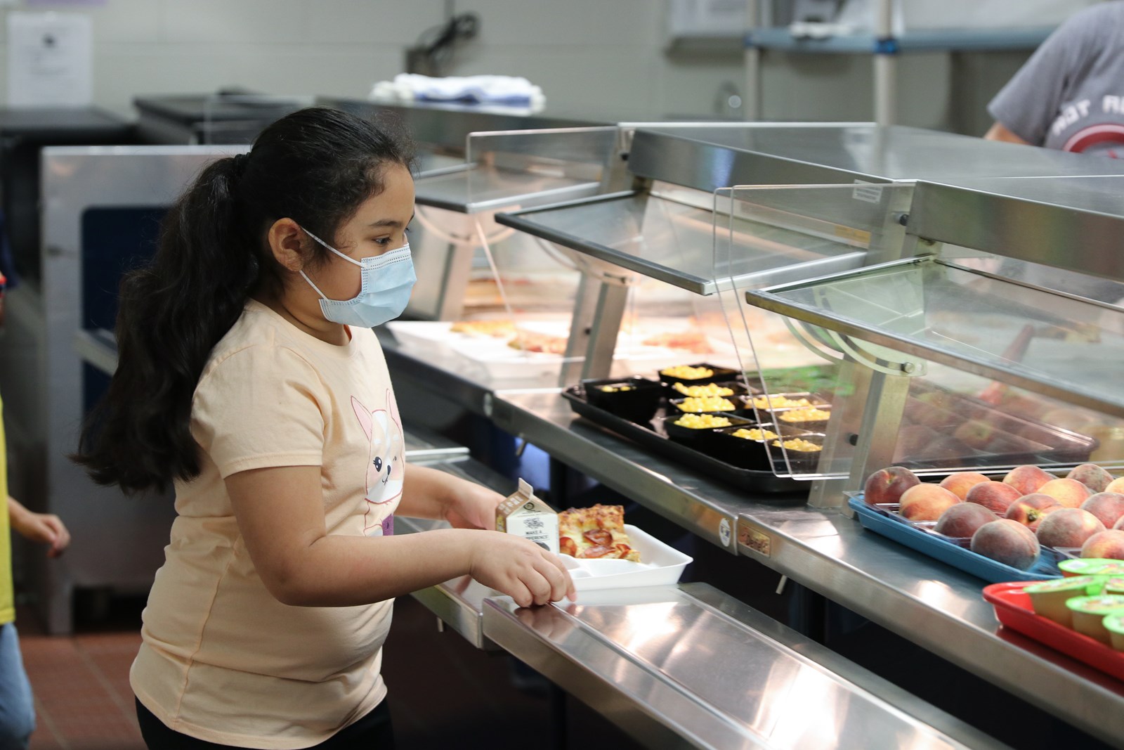 Students pick up lunch during summer learning program at Clarkdale Elementary School-13.jpg
