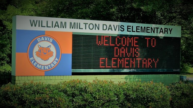 Welcome to Davis Elementary sign.