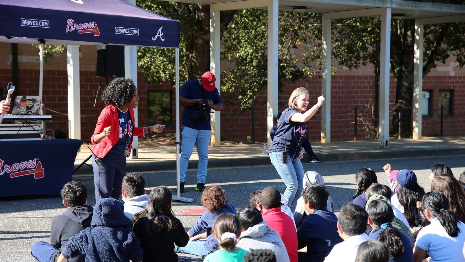 atlanta Braves asl sign language deaf awareness shirt