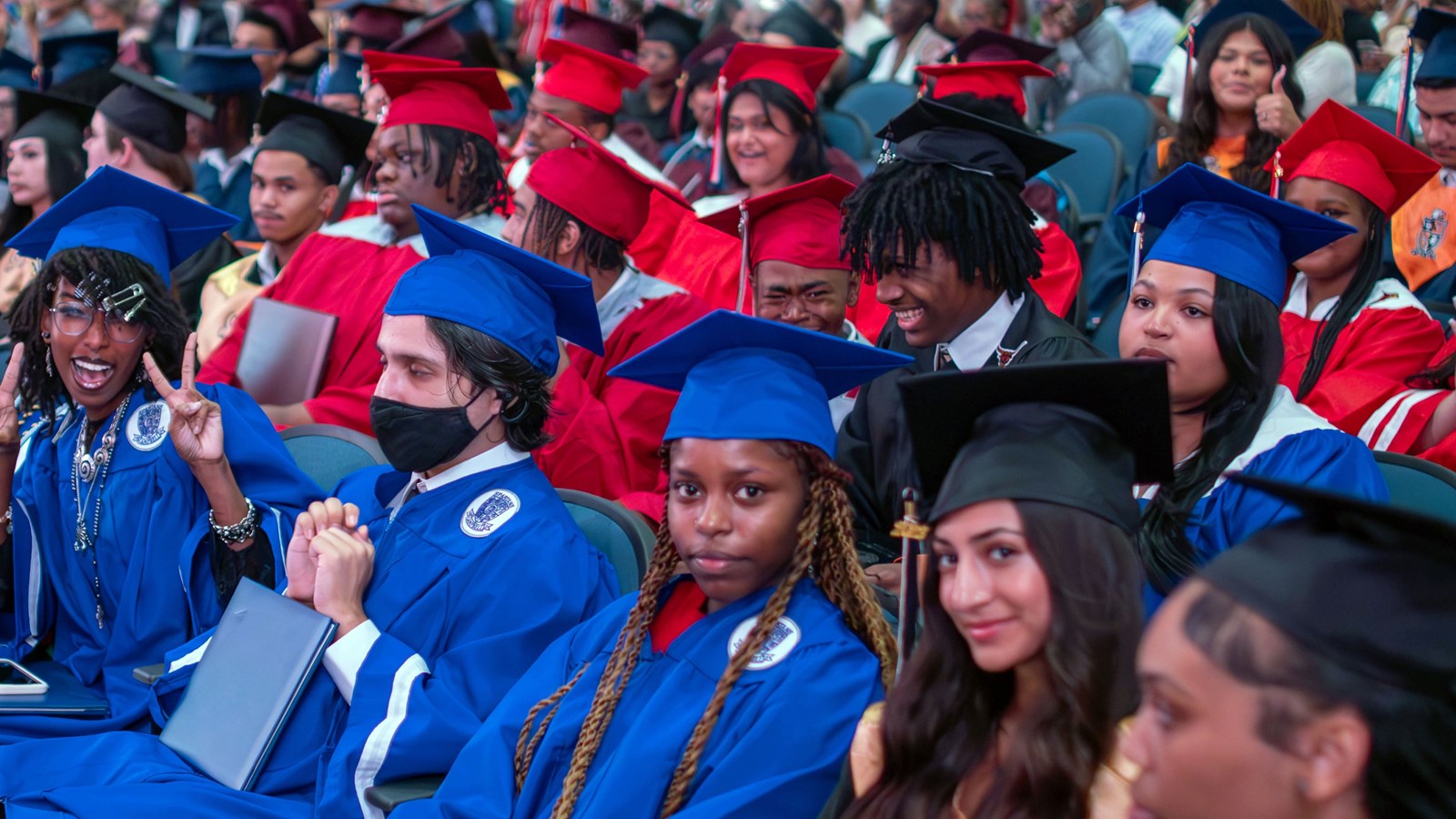 Grads and Families Celebrate at Summer Commencement